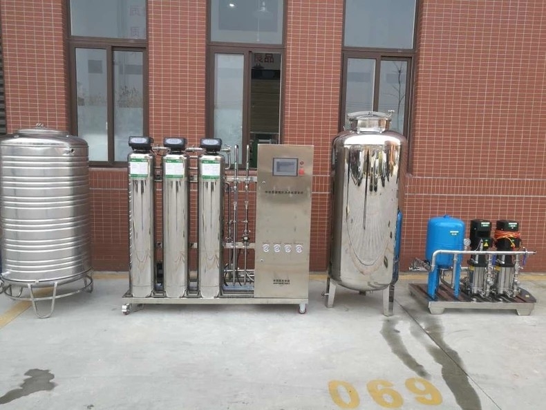 Umkehr-Osmose-Ausrüstung RO-Wasser-Filter-Maschine 1TPH SUS304 industrielle